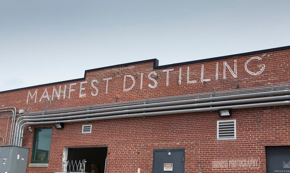 Manifest Distilling: A modern take on moonshine